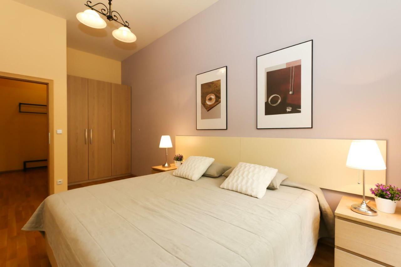 Vinohrady Moravska Apartamento *