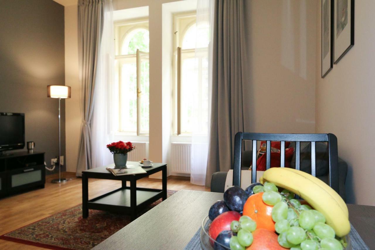 Vinohrady Moravska Apartment