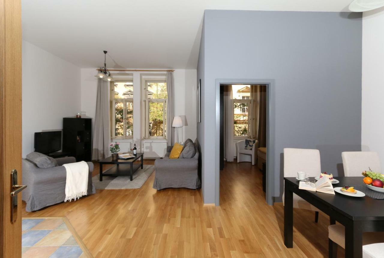 Vinohrady Moravska Apartment