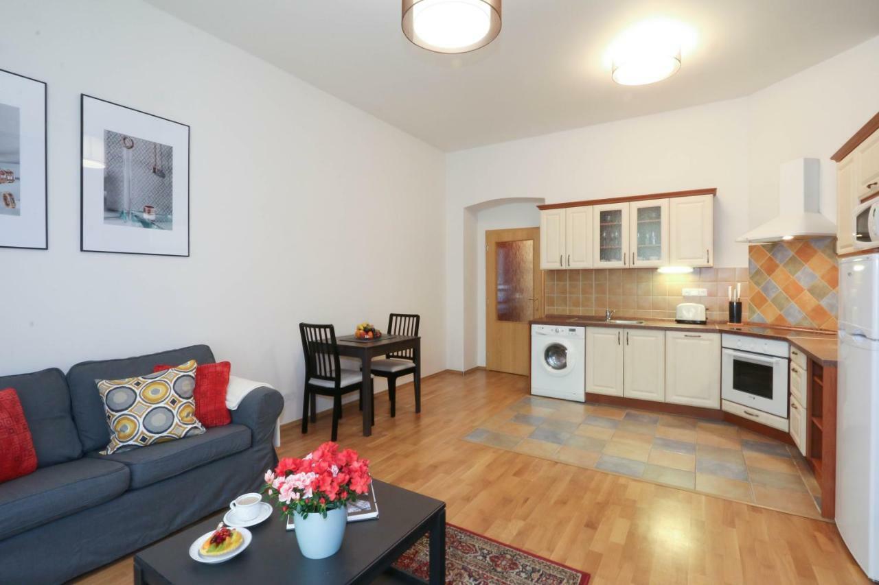 Vinohrady Moravska Apartment